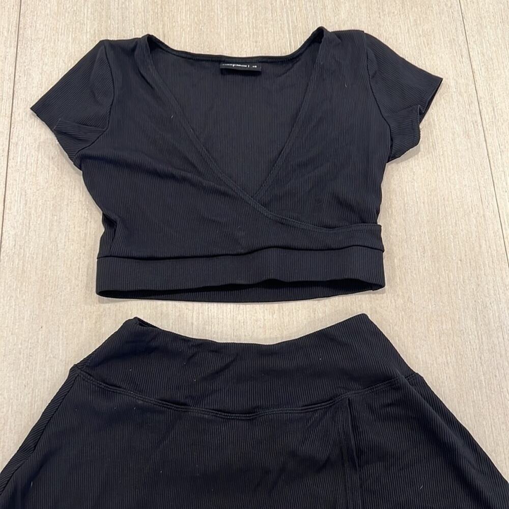 Blackmilk knitted crop top and skirt set - Picture 2 of 4